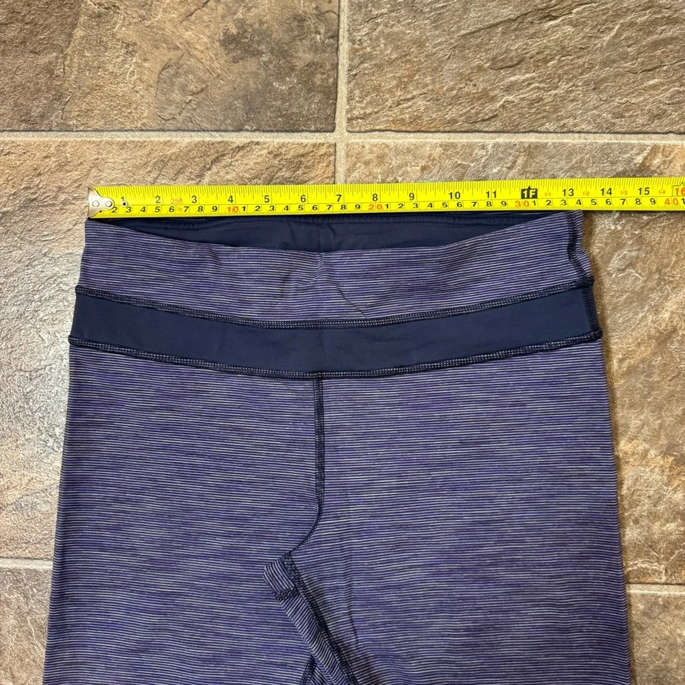 Lululemon-Run: Inspire Crop II - Sz 6 - Wee Are From Space Deep Indigo - Picture 5 of 12
